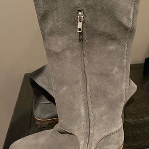 UGG Australia Gray Daley Tall Suede Boots, Size 7